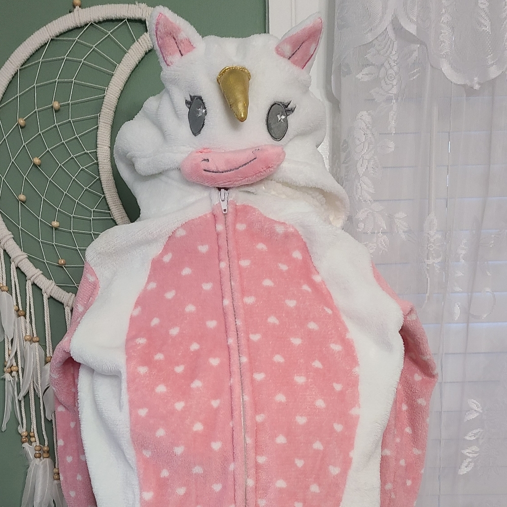 Kensie Girl: Unicorn Hooded Unicorn Sleep/Lounge Wear. Girl Size L 10-12